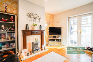 Photo 15- click for photo gallery